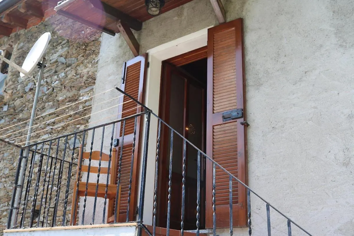 Bellano Cottage - With Private Garden And Garage 0*,  Италия